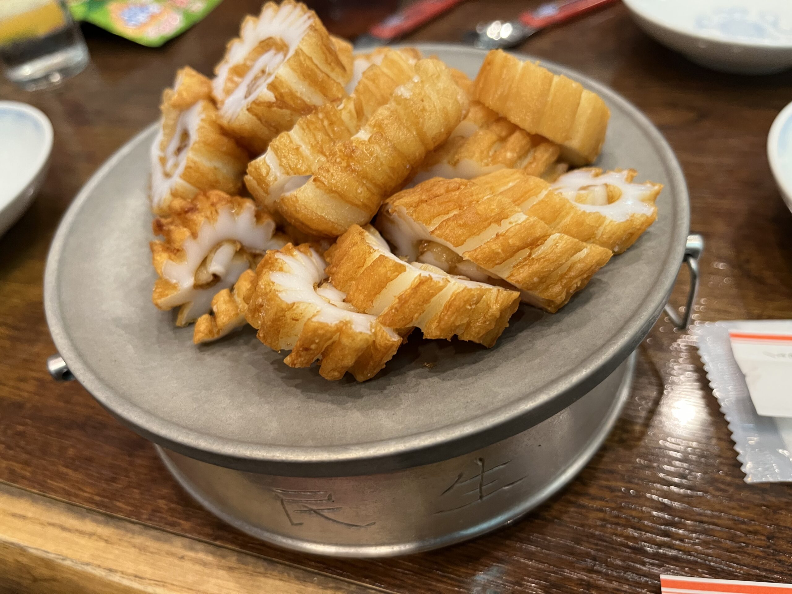 民生 廣東料理店 名物・イカの天ぷら